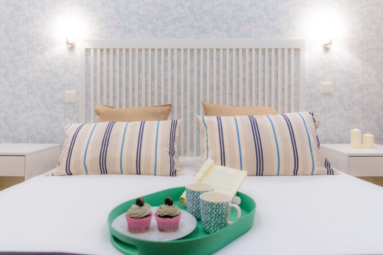 Apartamentos Gran Via Madrid Bagian luar foto